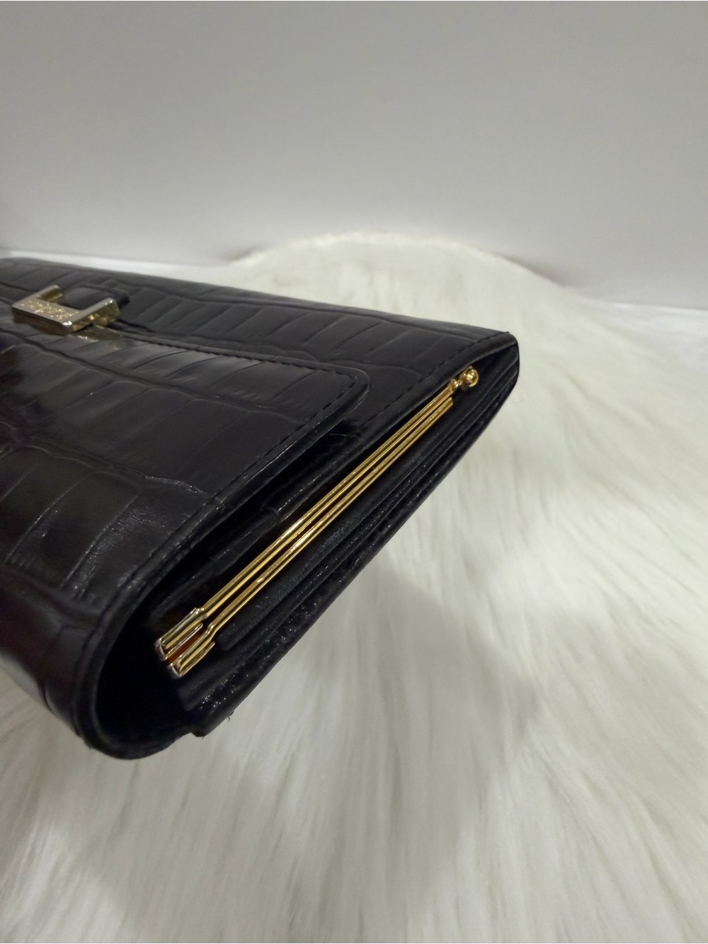 Yves Saint Laurent black crocodile leather long wallet - Picture 8 of 9
